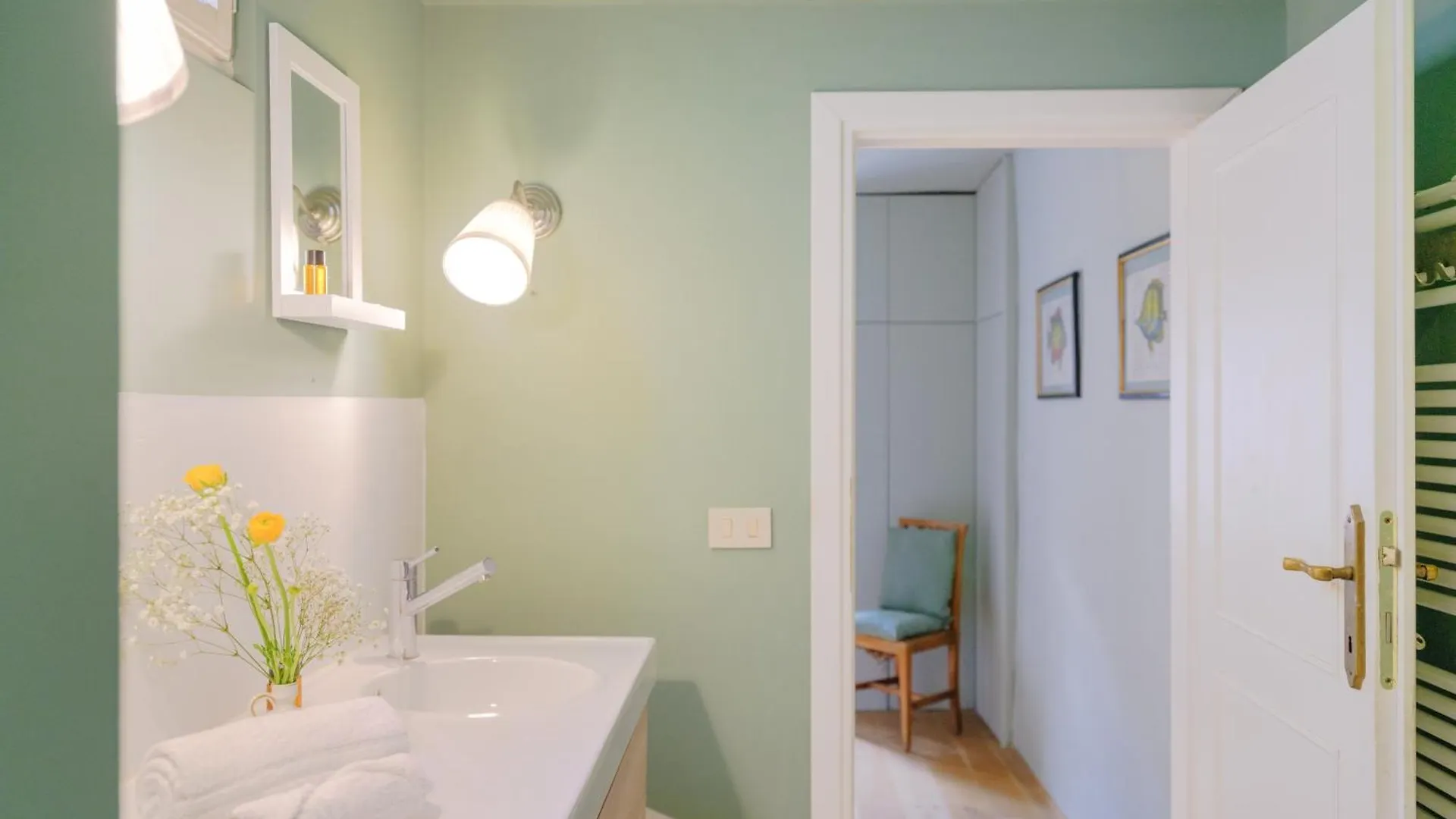 Nugolo Atelier - Light & Charm In Oltrarno Apartment Florence