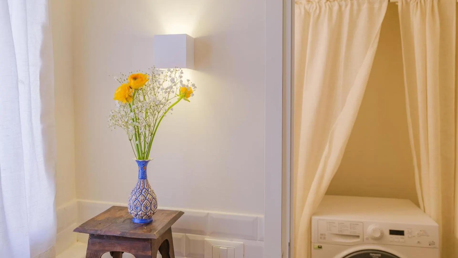 Nugolo Atelier - Light & Charm In Oltrarno Apartment Florence