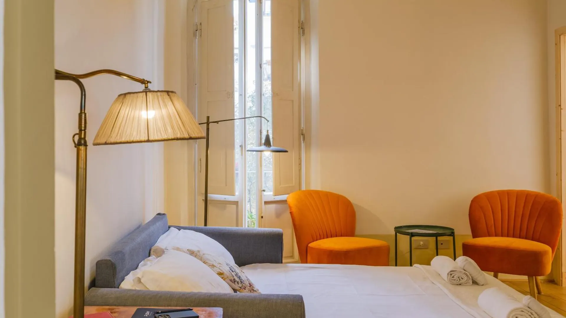 Nugolo Atelier - Light & Charm In Oltrarno Apartment Florence